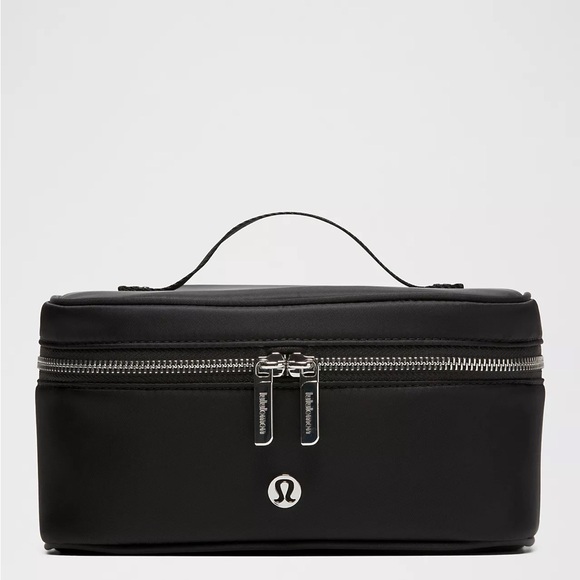 Lululemon Travel Toiletry Bag 3.5L- Black - Picture 1 of 5